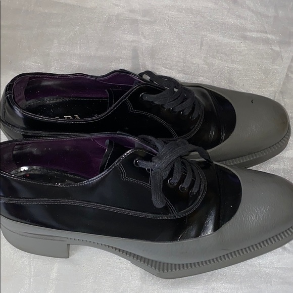 Prada - Picture 6 of 6